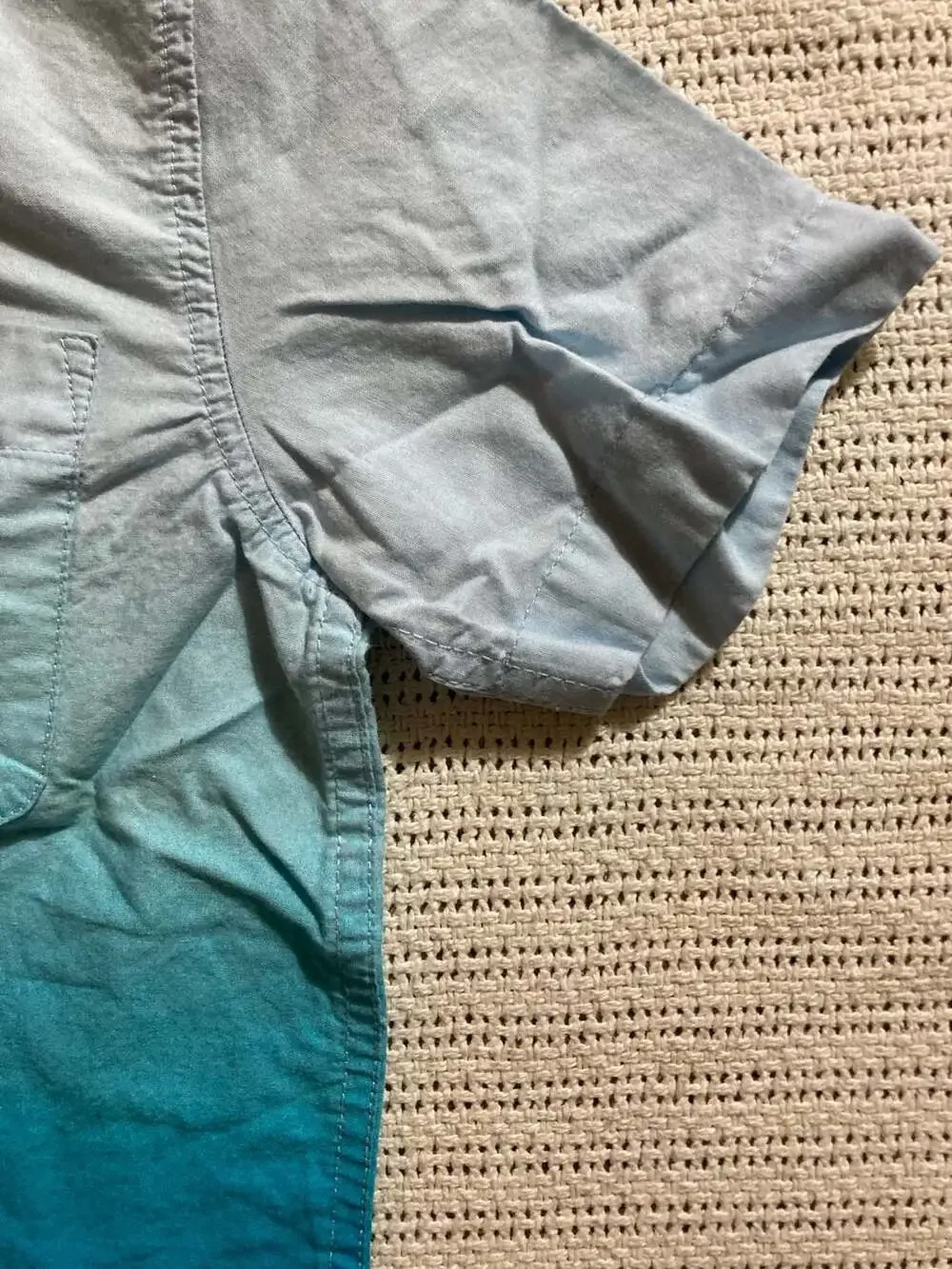 Old Navy The Classic Shirt Dip-Dye Blue Short Sleeve Button-Up Boys